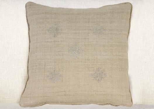 Coussin au point de croix Cristaux