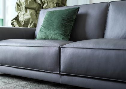 Coussins d’assise du canapé ergonomique en cuir Tommy – BertO