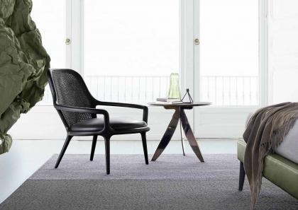 Pièce meublée avec fauteuil design Patti noir - BertO