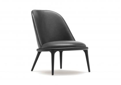 Fauteuil en cuir sans accoudoirs Kim Total Black Édition Spéciale - vue de 3/4 – BertO