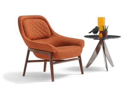 Fauteuil Hanna en tissu orange avec table basse Circus