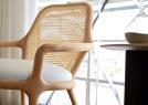 Accoudoir du fauteuil élégant Patti en chêne - BertO